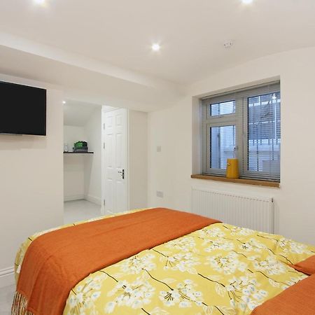 Splendid Flat In Kensington Olympia Apartment London Exterior photo